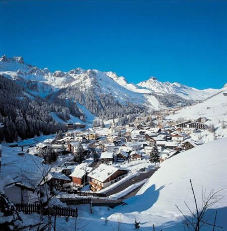 Arabba innevata